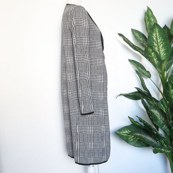 Vince Camuto Black White Houndstooth Plaid Open Front Long Knit Cardigan Sweater - Picture 6 of 11